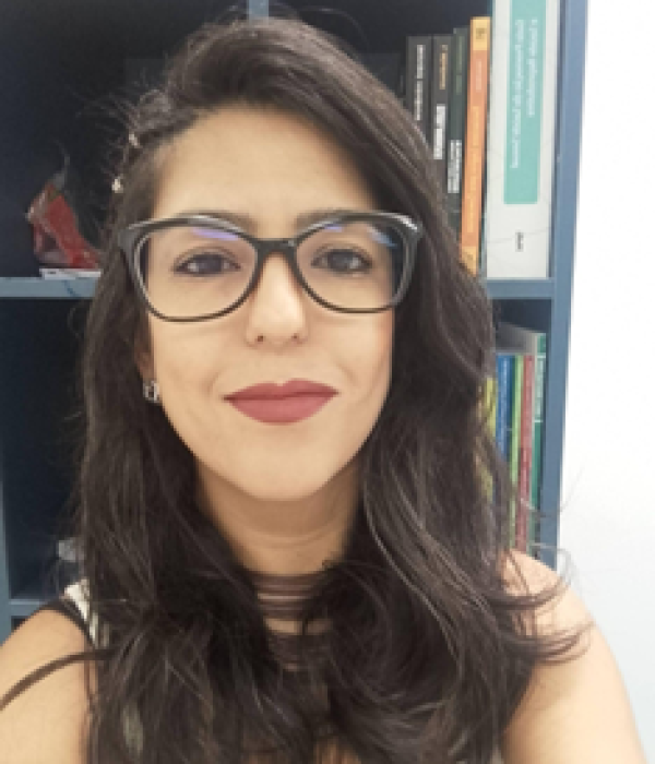 Amanda de Paula Rocha